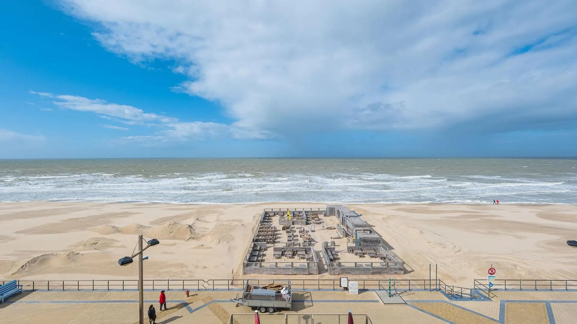 Appealing Apartment With Sea-View 米德尔克尔克
